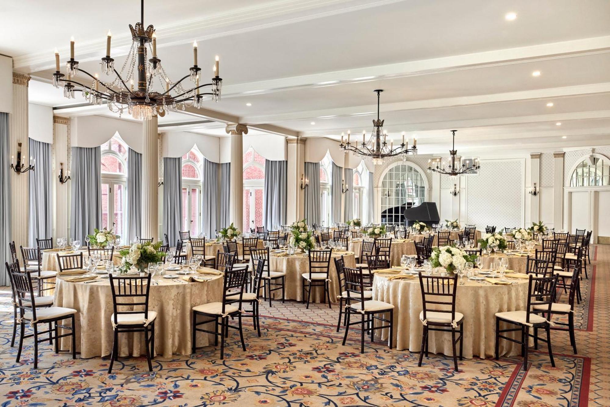 The Omni Homestead Resort & Spa Hot Springs Exterior photo