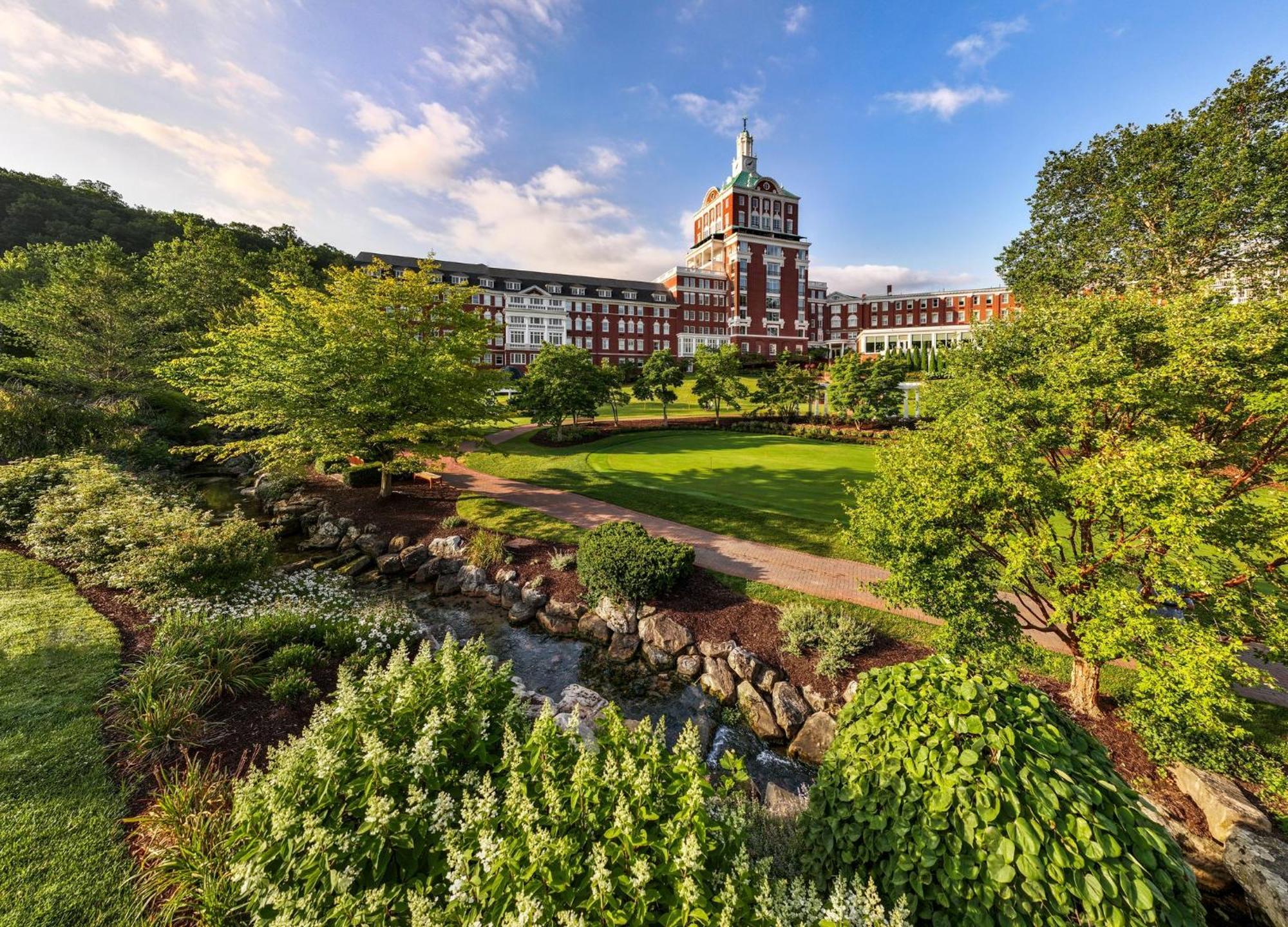 The Omni Homestead Resort & Spa Hot Springs Exterior photo